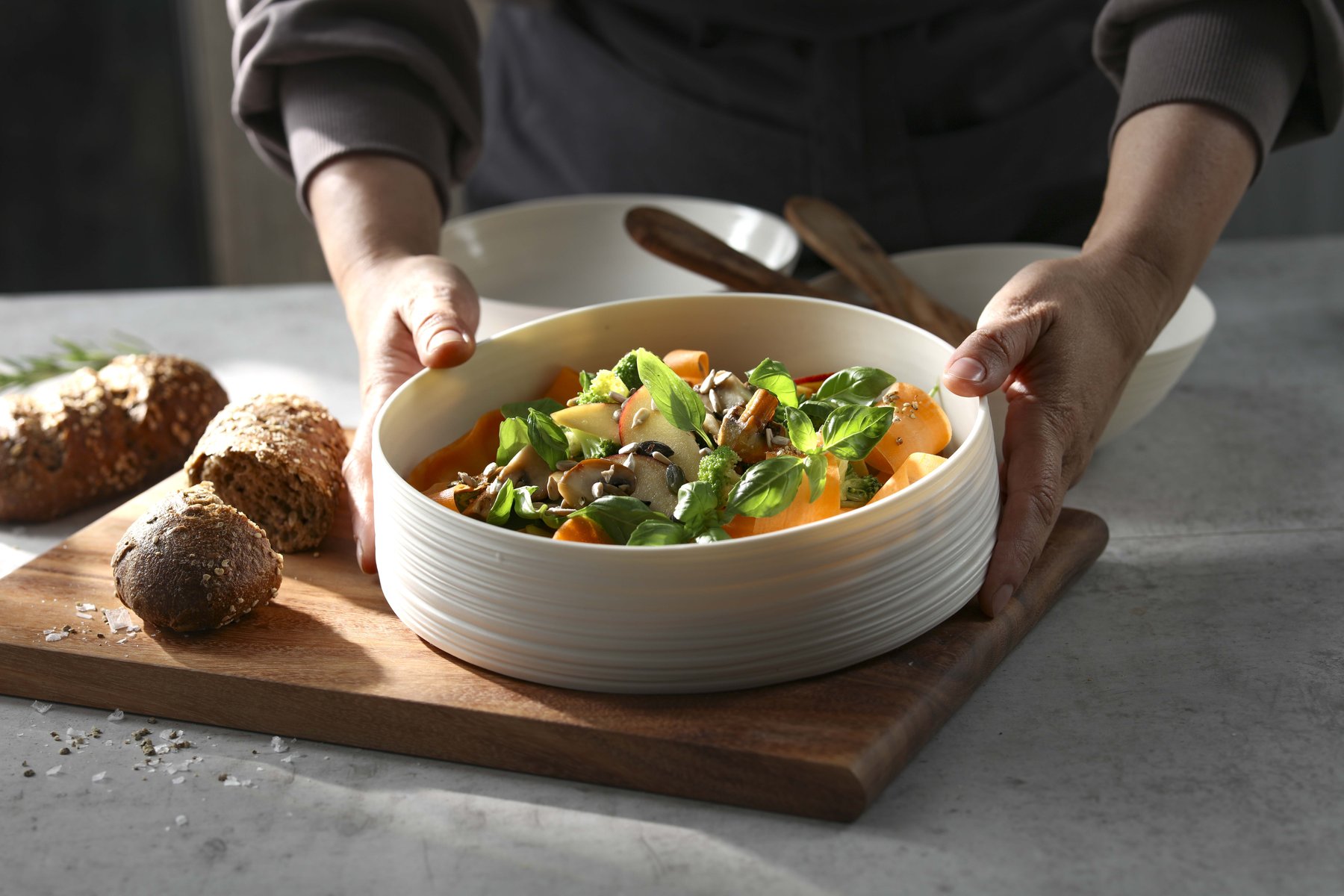 Gesunde Speise bei Tageslicht – Helle, frische Food-Fotografie von Kitchenkiss – Clean Eating, Tageslicht, natürliche Ästhetik.