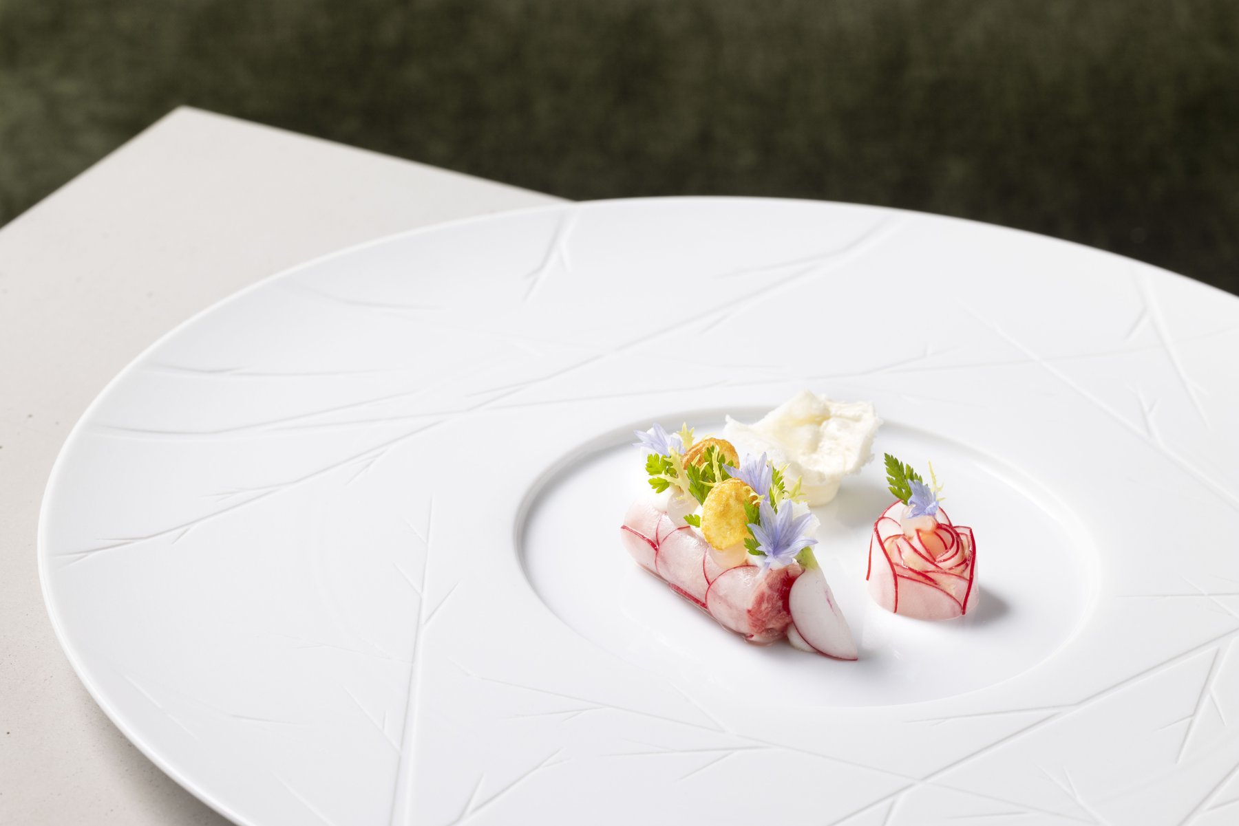 Fein inszeniertes Fine-Dining-Gericht – High-End Foodfotografie von Kitchenkiss.