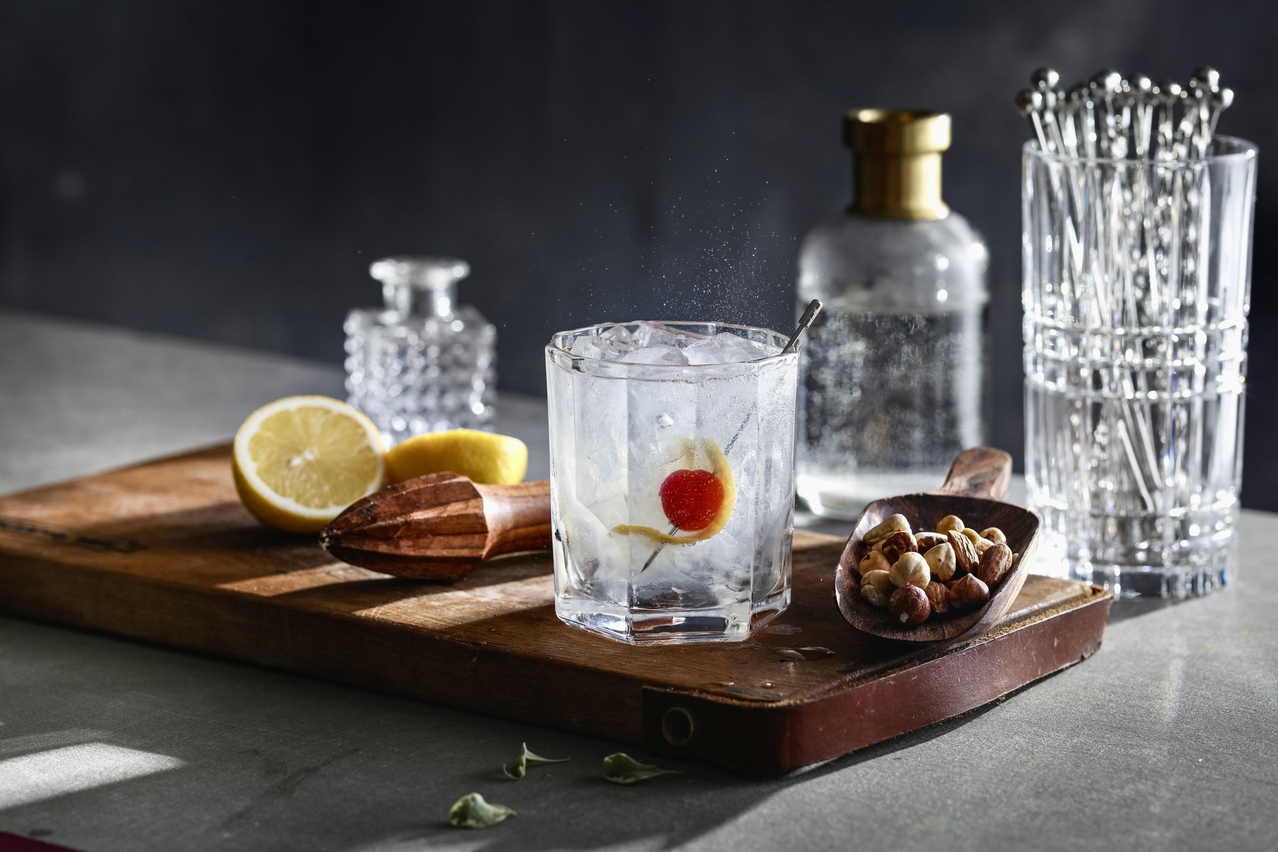 Drink im Lifestyle-Kontext – professionelle Getränkefotografie für Social Media.