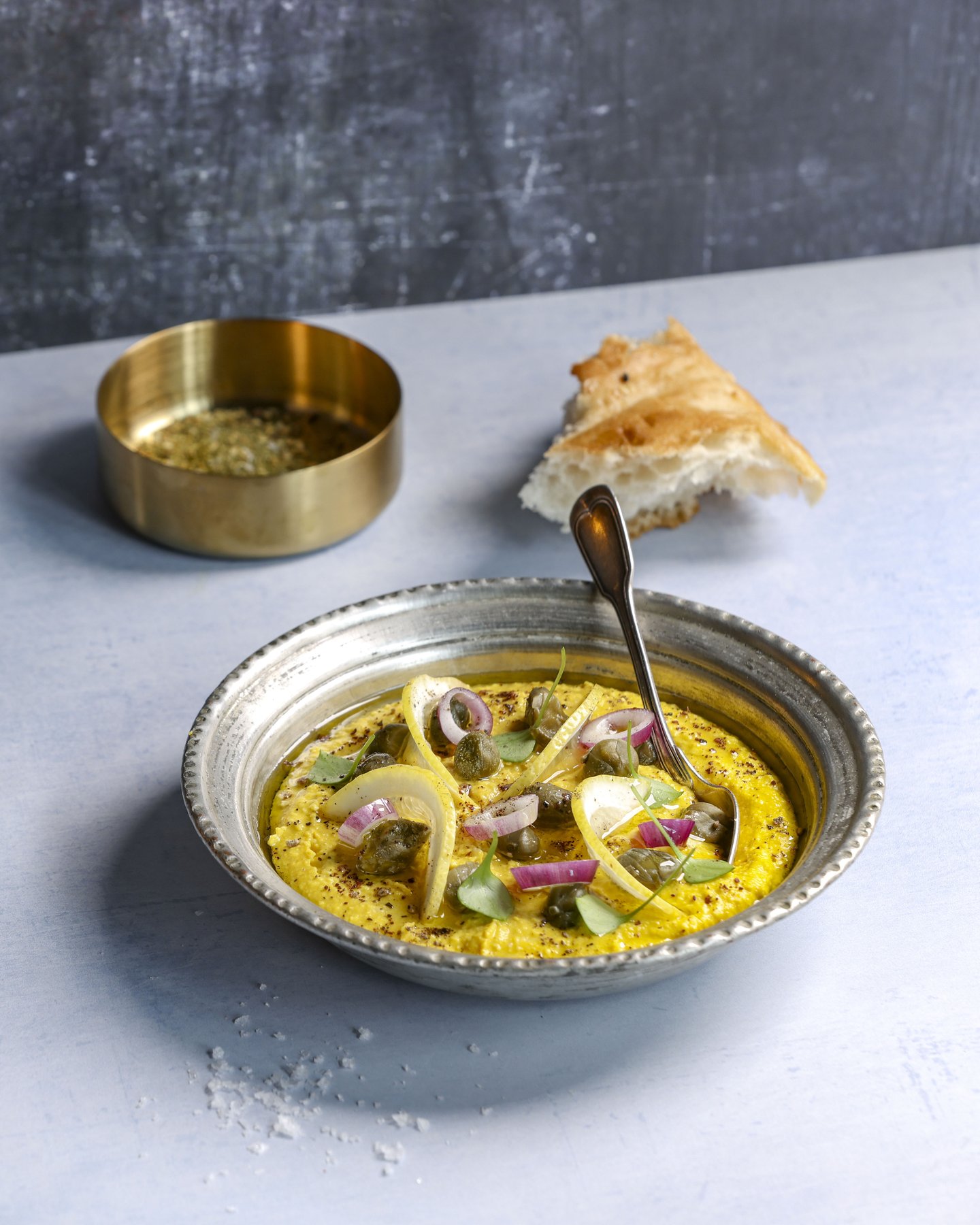 Frische Speise hell inszeniert – Helle, frische Food-Fotografie von Kitchenkiss – Clean Eating, Tageslicht, natürliche Ästhetik.