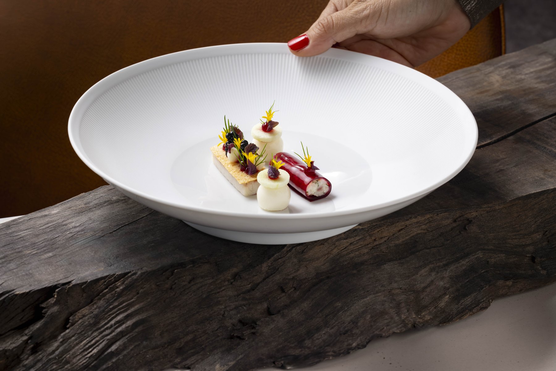 Detailaufnahme eines Fine-Dining-Gerichts – ästhetische Foodfotografie von Kitchenkiss.